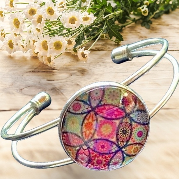 Jewelry - Happy Peace Cuff Bracelet